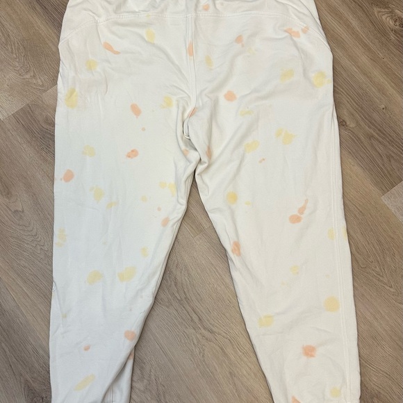 Lululemon Scuba High-Rise French Terry Jogger size 20 - Picture 4 of 10